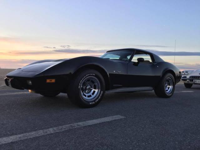 1977 L-82 4 speed Corvette 1977 Chevrolet Corvette L-82
