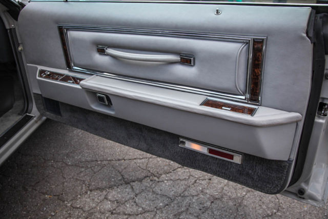 1977 Lincoln Continental Mark V Cartier Edition - photo 7