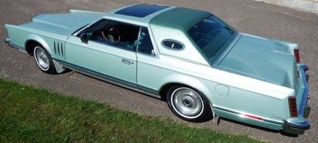1977 Lincoln Continental - photo 4