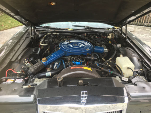 1977 Lincoln Continental - photo 10