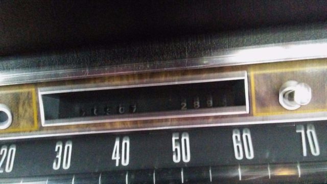 1977 Lincoln Continental - photo 9