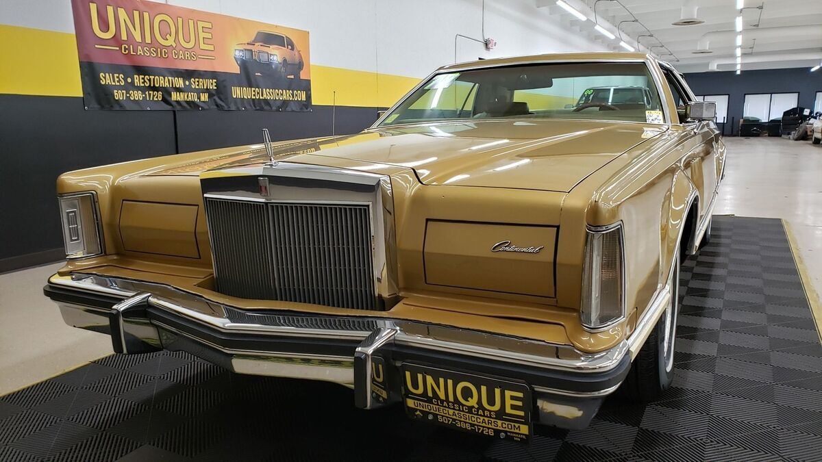 1977 Lincoln Continental - photo 10