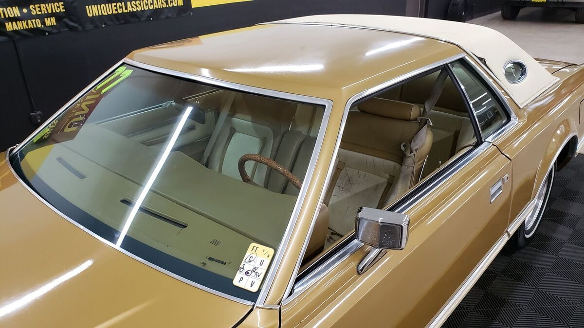 1977 Lincoln Continental - photo 13