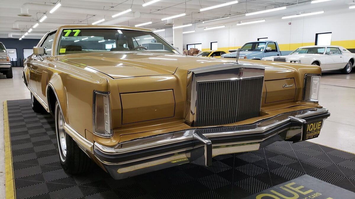 1977 Lincoln Continental - photo 9