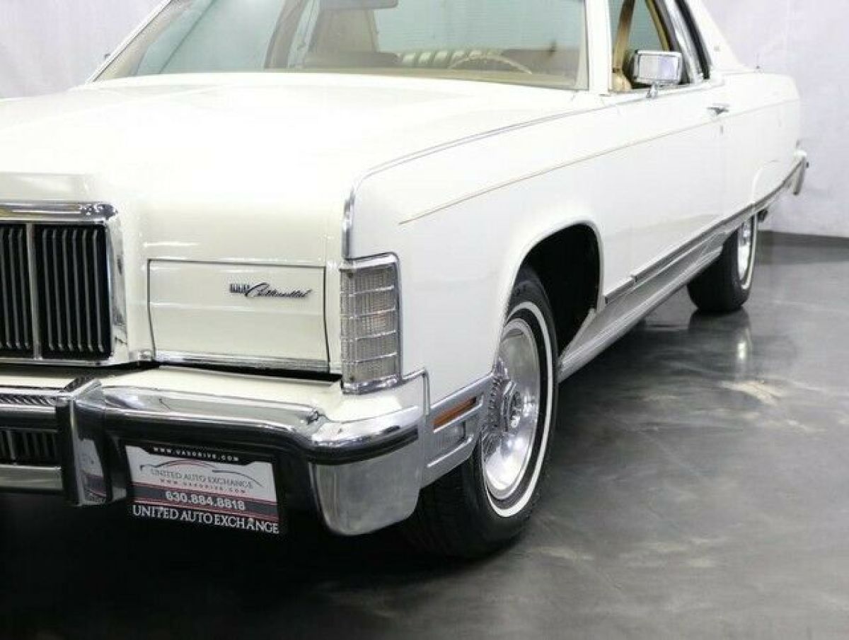 1977 Lincoln Continental - photo 4