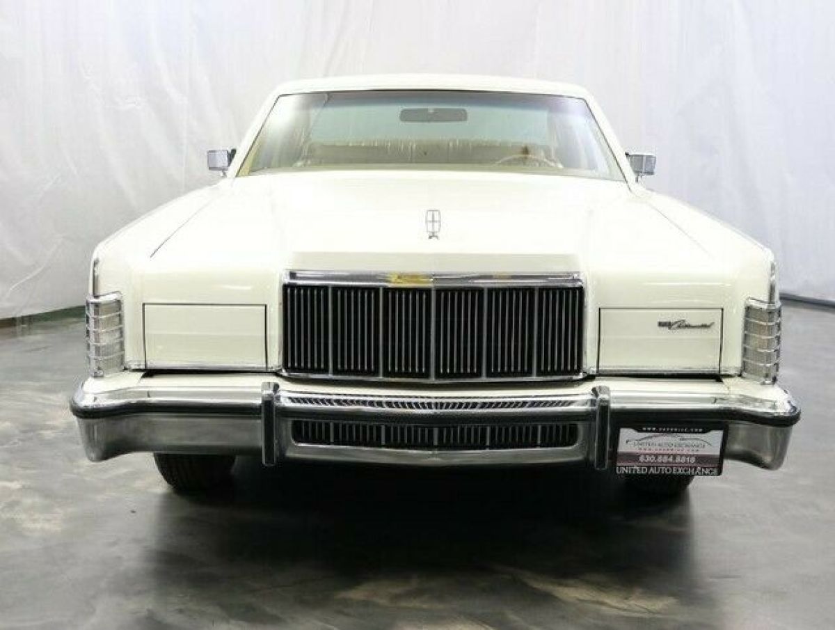 1977 Lincoln Continental - photo 5