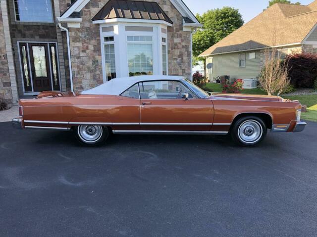 1977 Lincoln Continental - photo 6
