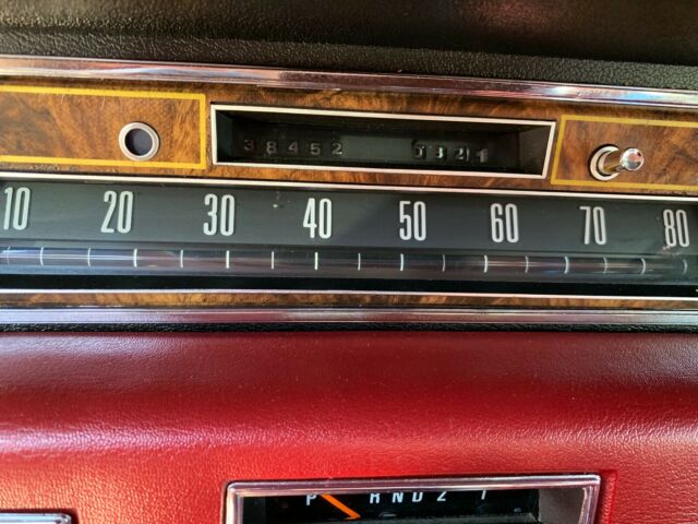 1977 Lincoln Continental Coupe - photo 8