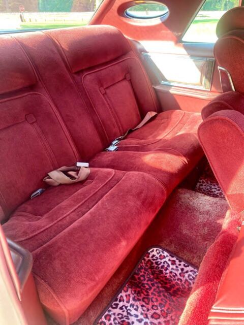 1977 Lincoln Continental - photo 8