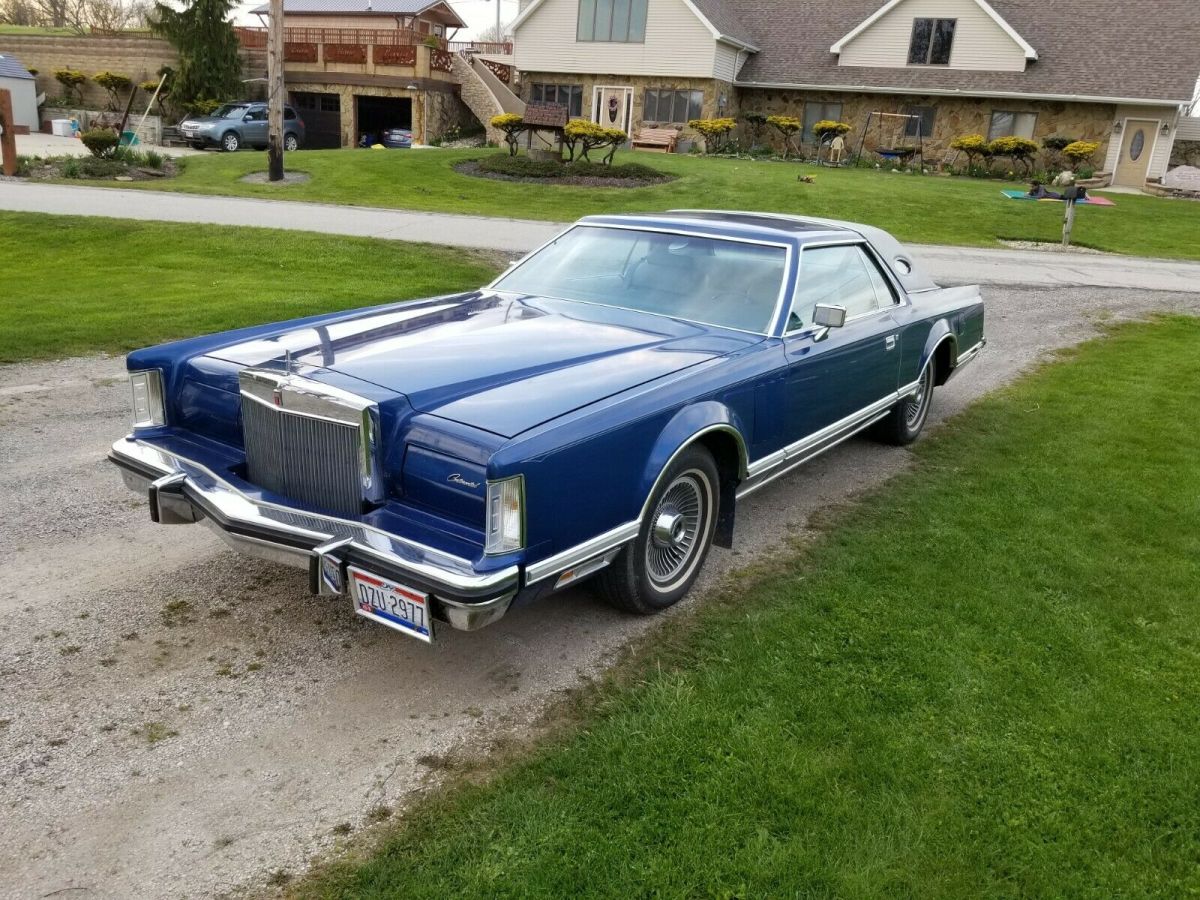 1977 Lincoln Continental Mark V Cartier 37000 original miles 1977 Lincoln Continental