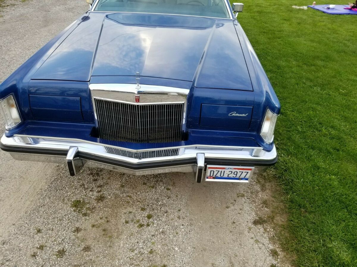 1977 Lincoln Continental - photo 12