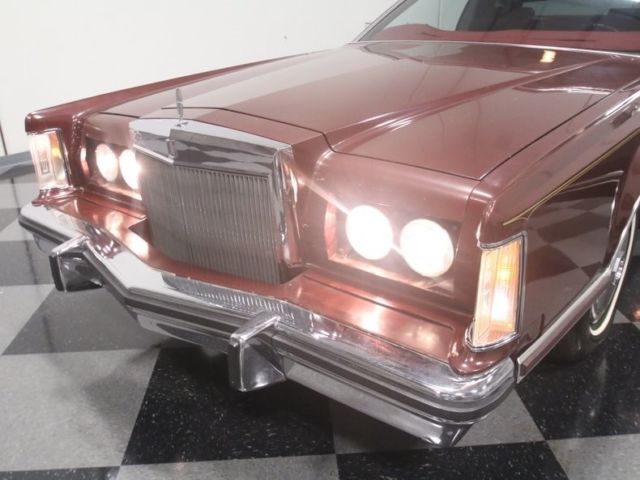 1977 Lincoln Continental Mark V - photo 11