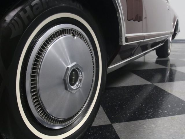 1977 Lincoln Continental Mark V - photo 12