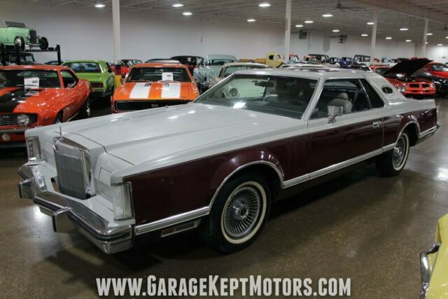 1977 Lincoln Continental Mark V - photo 4