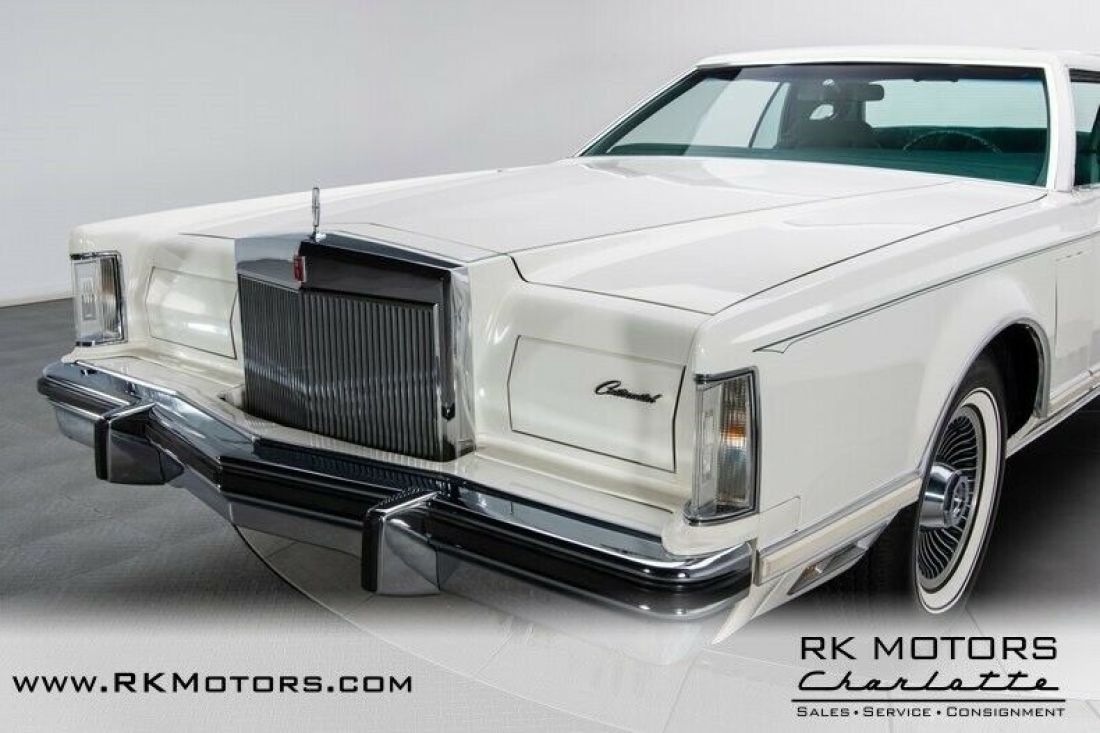 1977 Lincoln Continental Mark V - photo 11