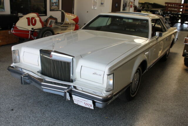 1977 Lincoln Continental - photo 4