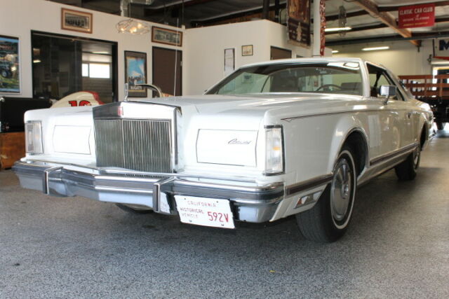 1977 Lincoln Continental - photo 5
