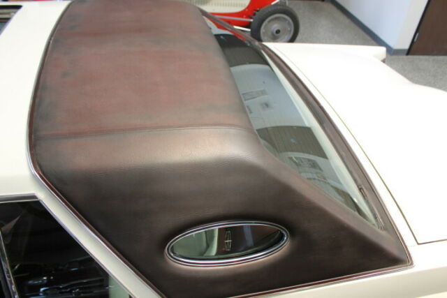 1977 Lincoln Continental - photo 9