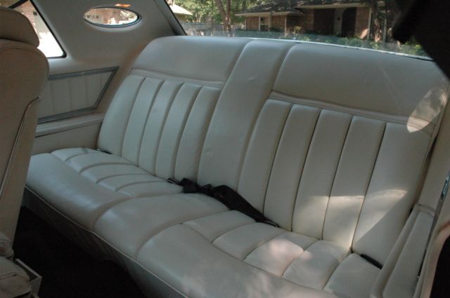 1977 Lincoln Continental Base Hardtop 2-Door - photo 4
