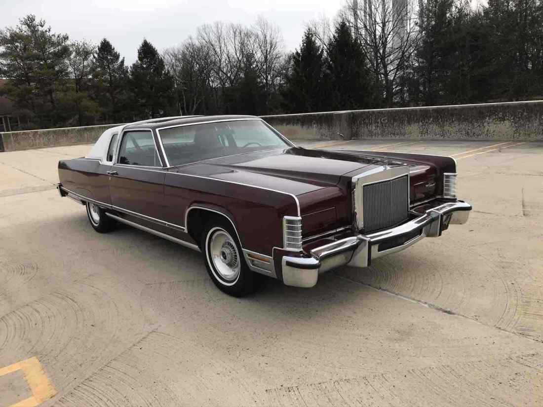 1977 Lincoln Continental town coupe - photo 3