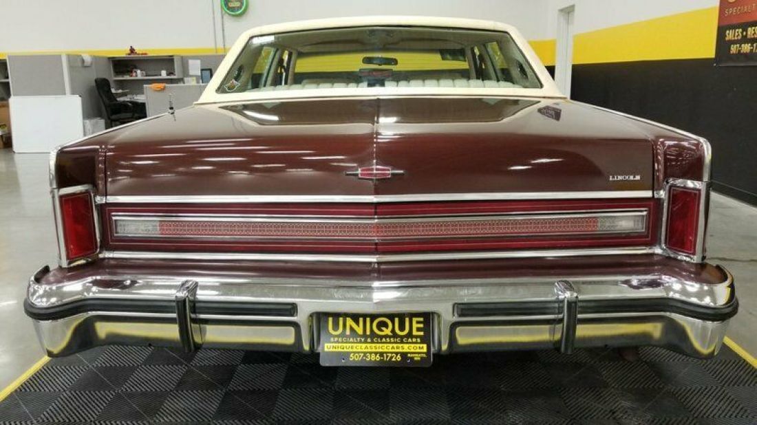 1977 Lincoln Continental Town Car - photo 5