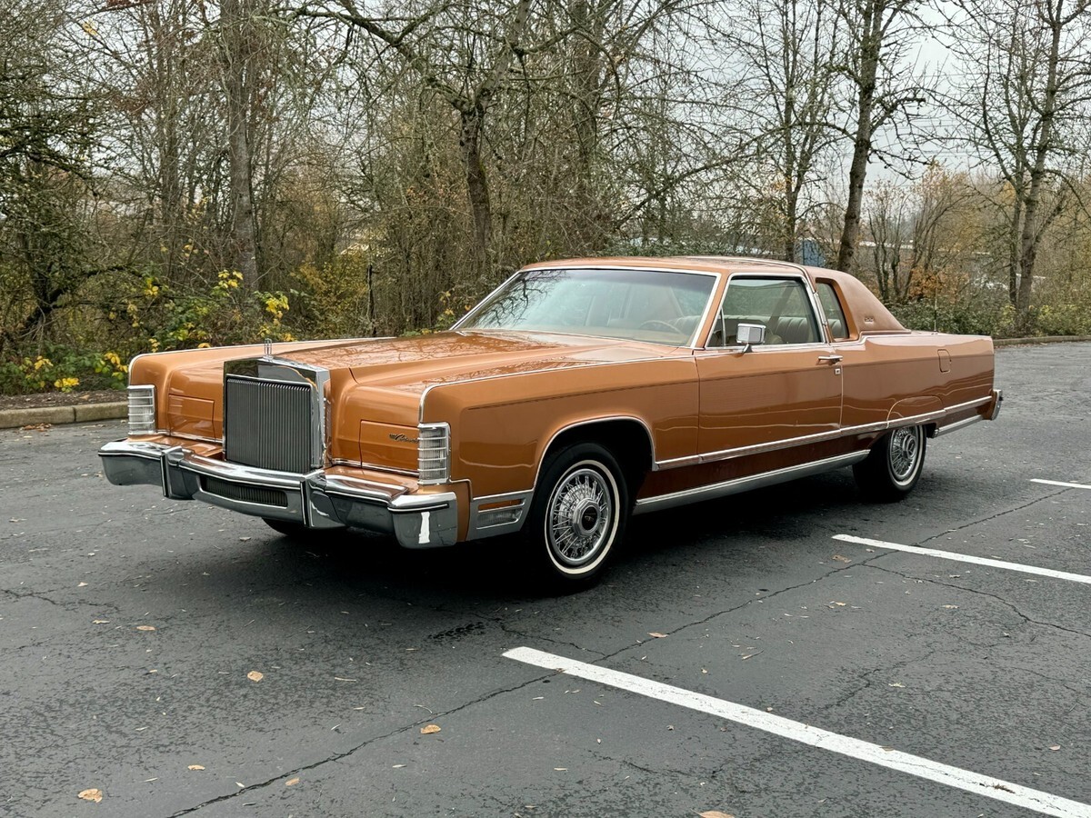 1977 Lincoln Continental - photo 13