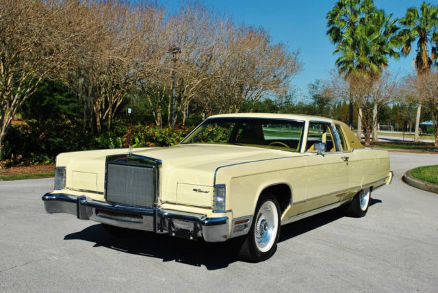 1977 Lincoln Continental Town Coupe 36,027 Actual Miles Survivor! Drives Great! 1977 Lincoln Continental spectacular 36,027 Actual Miles Survivor! Must See