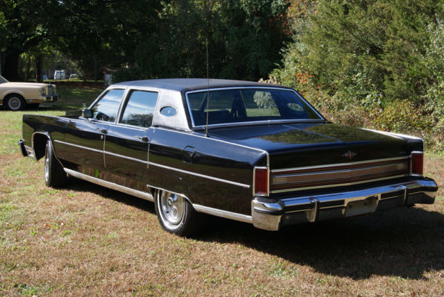 1977 Lincoln Continental LUXURY/LEATHER - photo 4