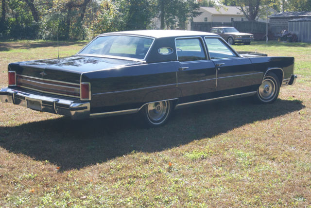 1977 Lincoln Continental LUXURY/LEATHER - photo 6