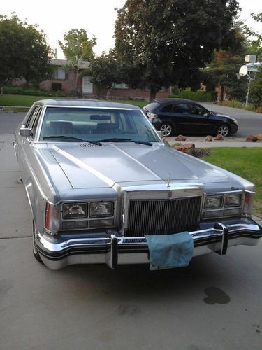 1977 Lincoln Continental - photo 3