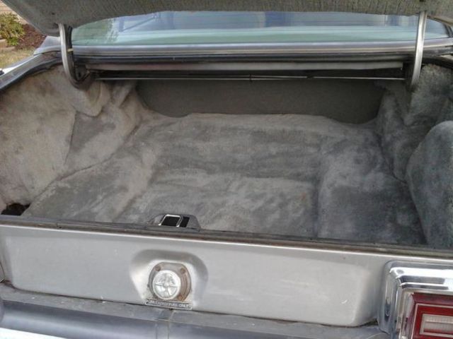 1977 Lincoln Continental - photo 8