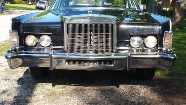 1977 Lincoln Continental - photo 13
