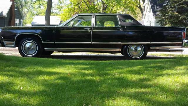1977 Lincoln Continental - photo 7