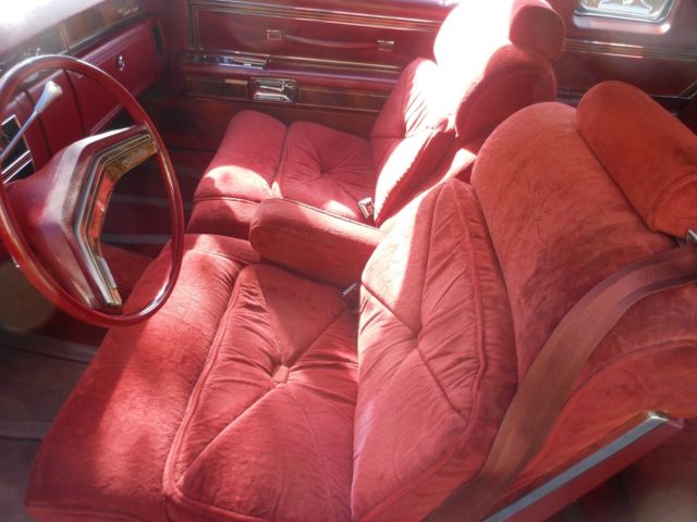 1977 Lincoln Continental - photo 9
