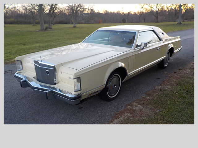 1977 Lincoln Mark Series *NO RESERVE* Mark V 2-Door - photo 13