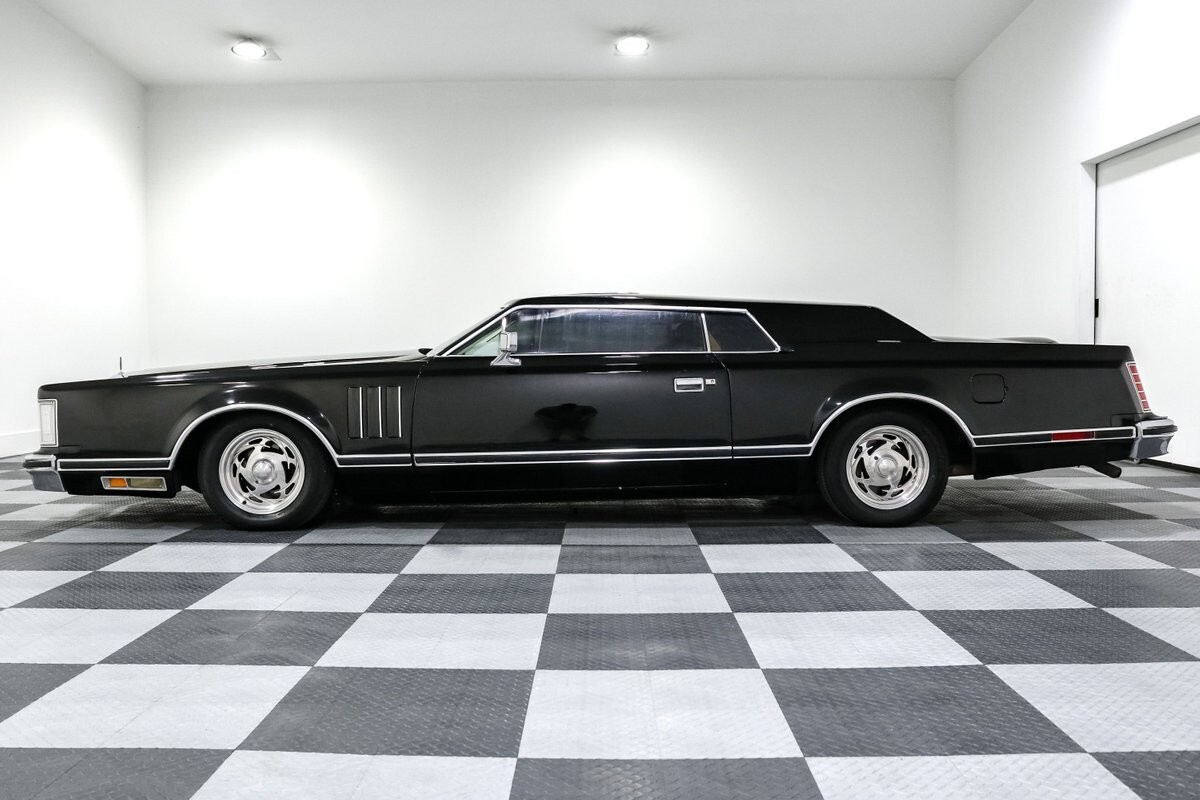 1977 Lincoln Mark Series - photo 4