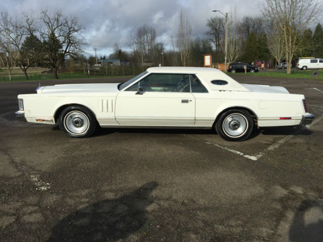 1977 Lincoln Mark Series - photo 2