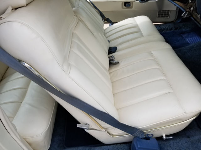 1977 Lincoln Continental Mark V - photo 11