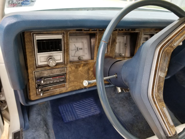 1977 Lincoln Continental Mark V - photo 7