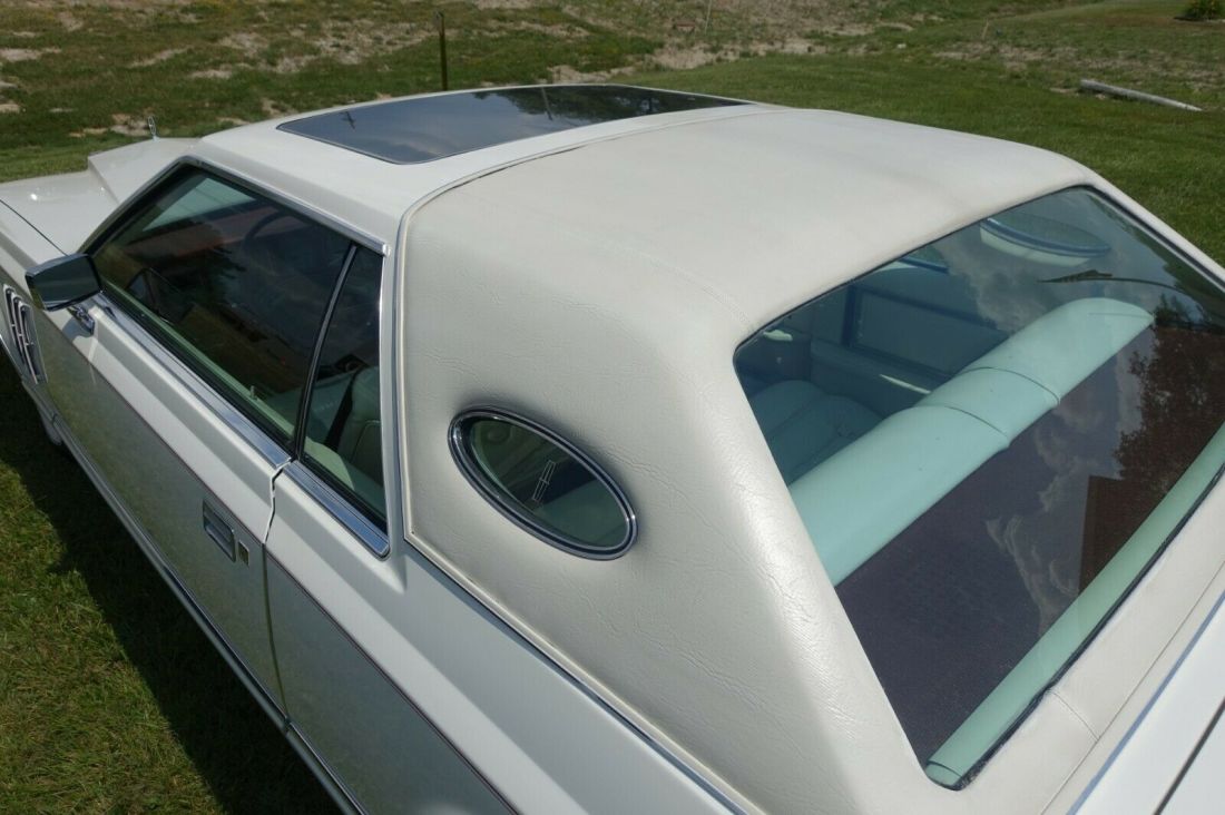 1977 Lincoln Other - photo 12