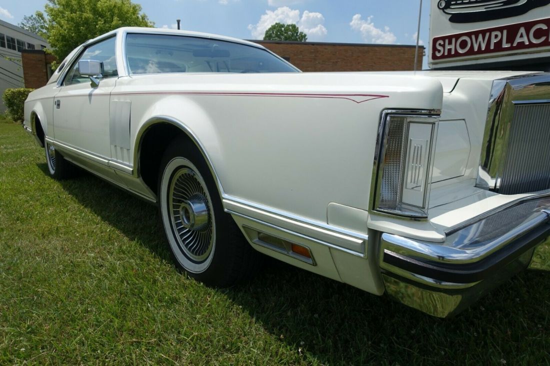 1977 Lincoln Other - photo 2