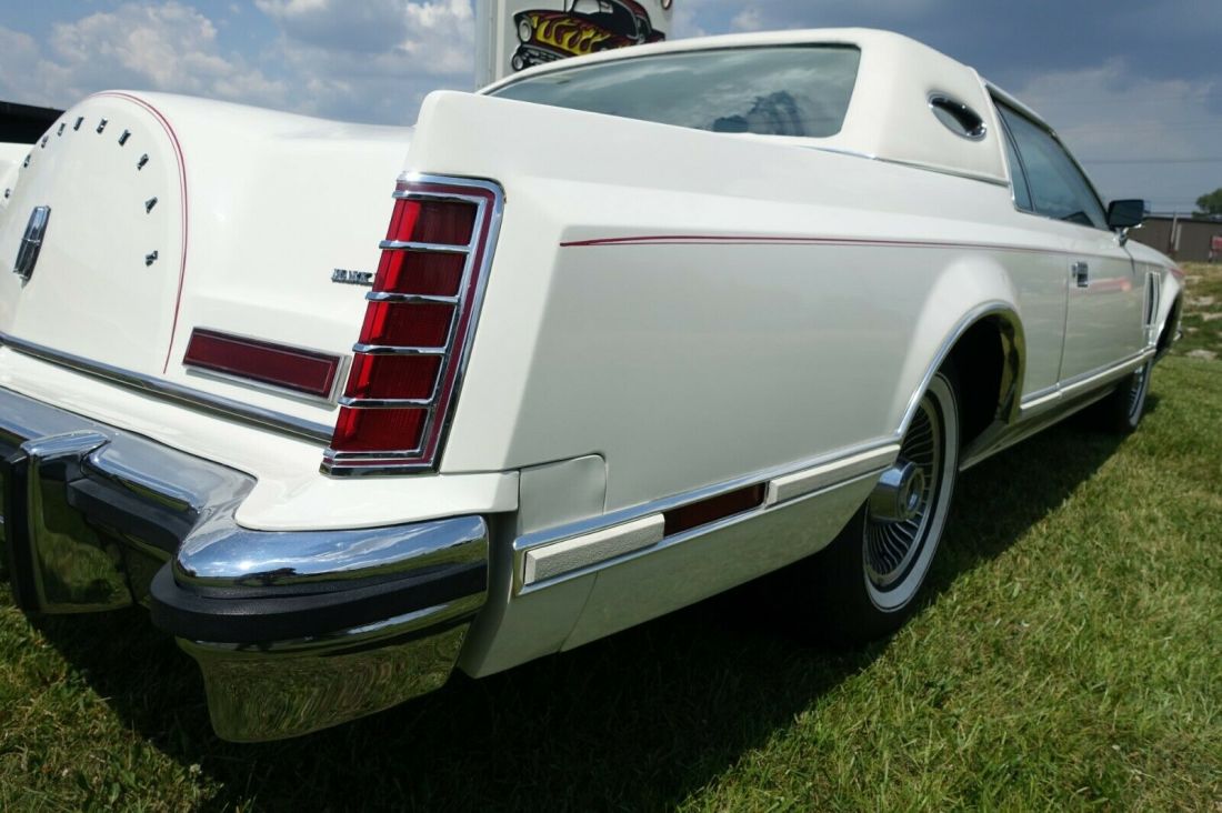 1977 Lincoln Other - photo 5