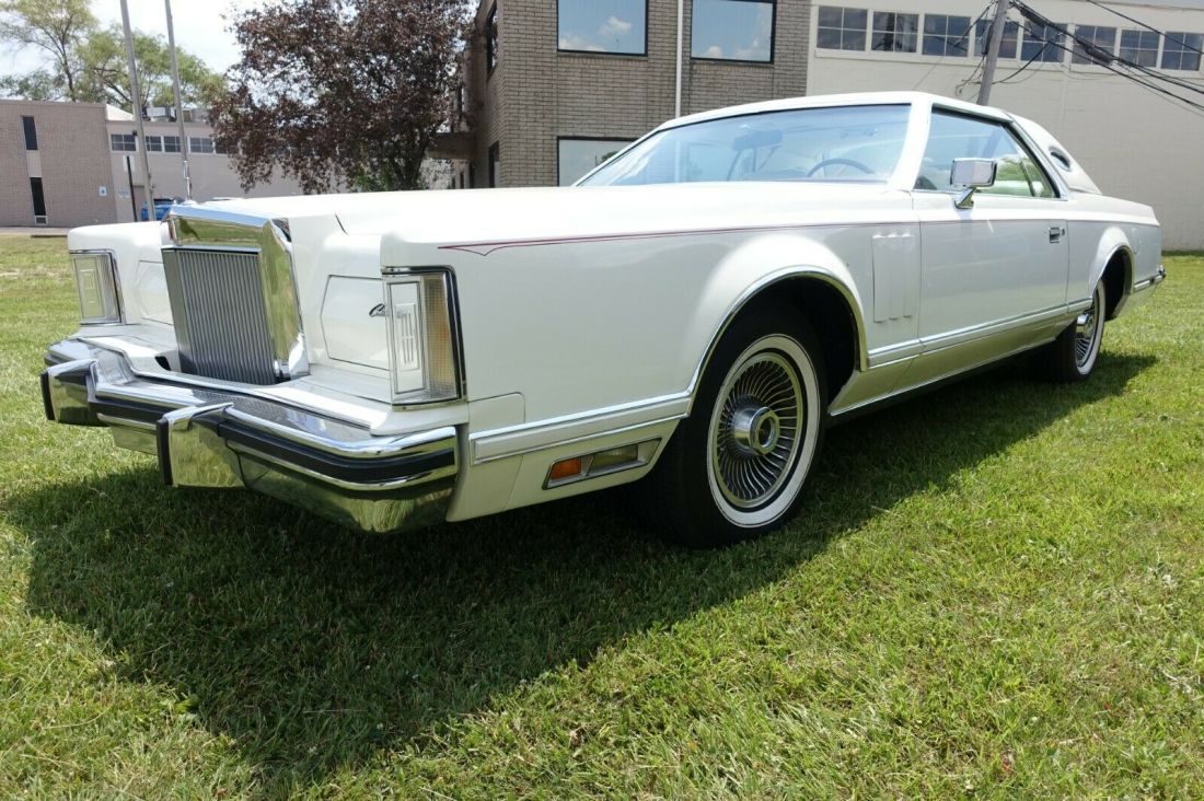 1977 Lincoln Other - photo 9