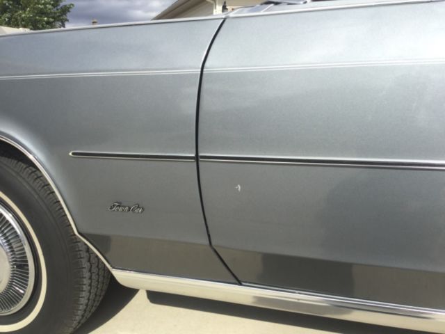 1977 Lincoln Town Car - photo 11