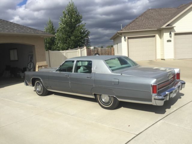 1977 Lincoln Town Car - photo 12