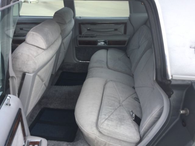 1977 Lincoln Town Car - photo 9