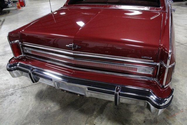 1977 Lincoln Town Car -- - photo 11