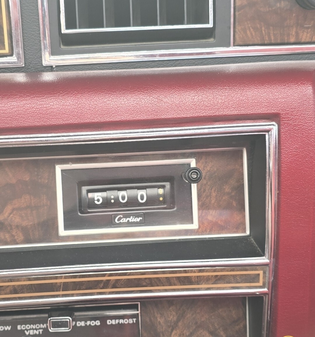 1977 Lincoln Town Car - photo 4