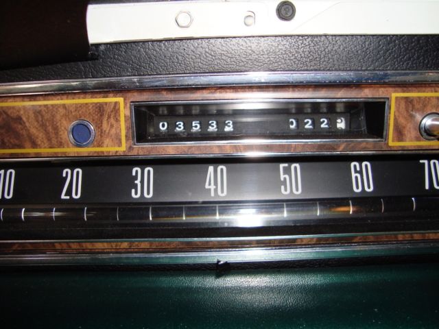1977 Lincoln Town Car - photo 7