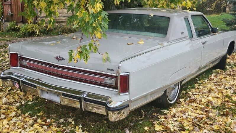 1977 Lincoln Town Car - photo 5